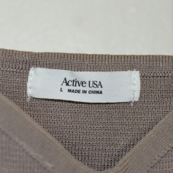 Basic Tank Top - Picture 8 of 8